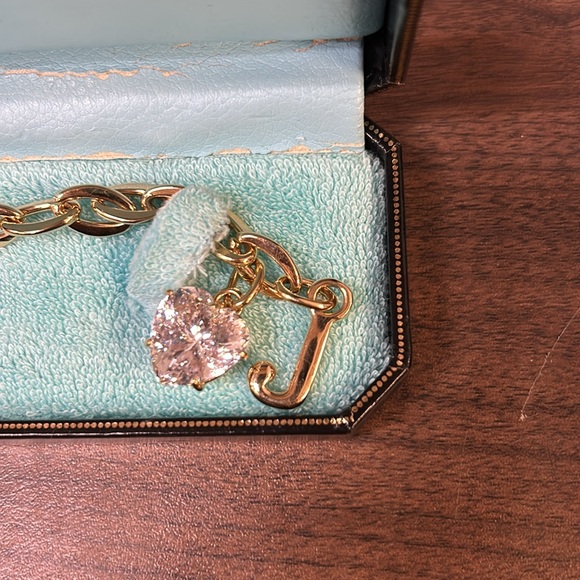 Juicy Couture Charm Anklet - Picture 2 of 4